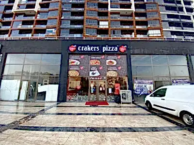 Crakers Pizza Ergazi Şubesi
